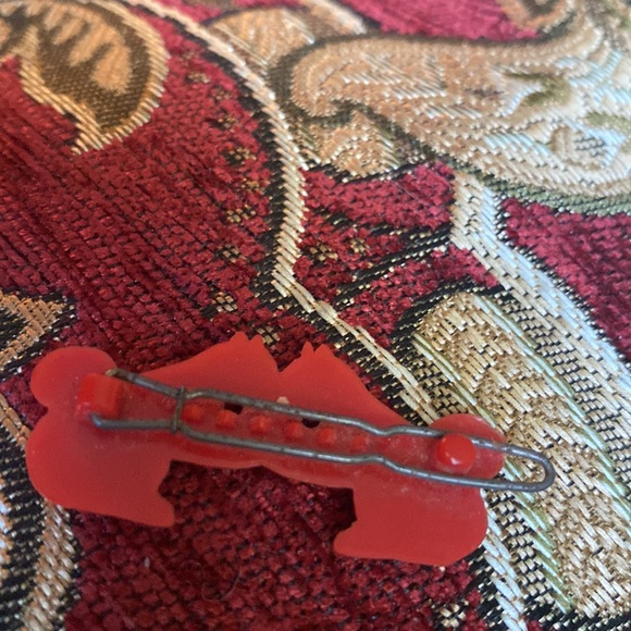 Very old child’s red barrette.     MI - Picture 2 of 4